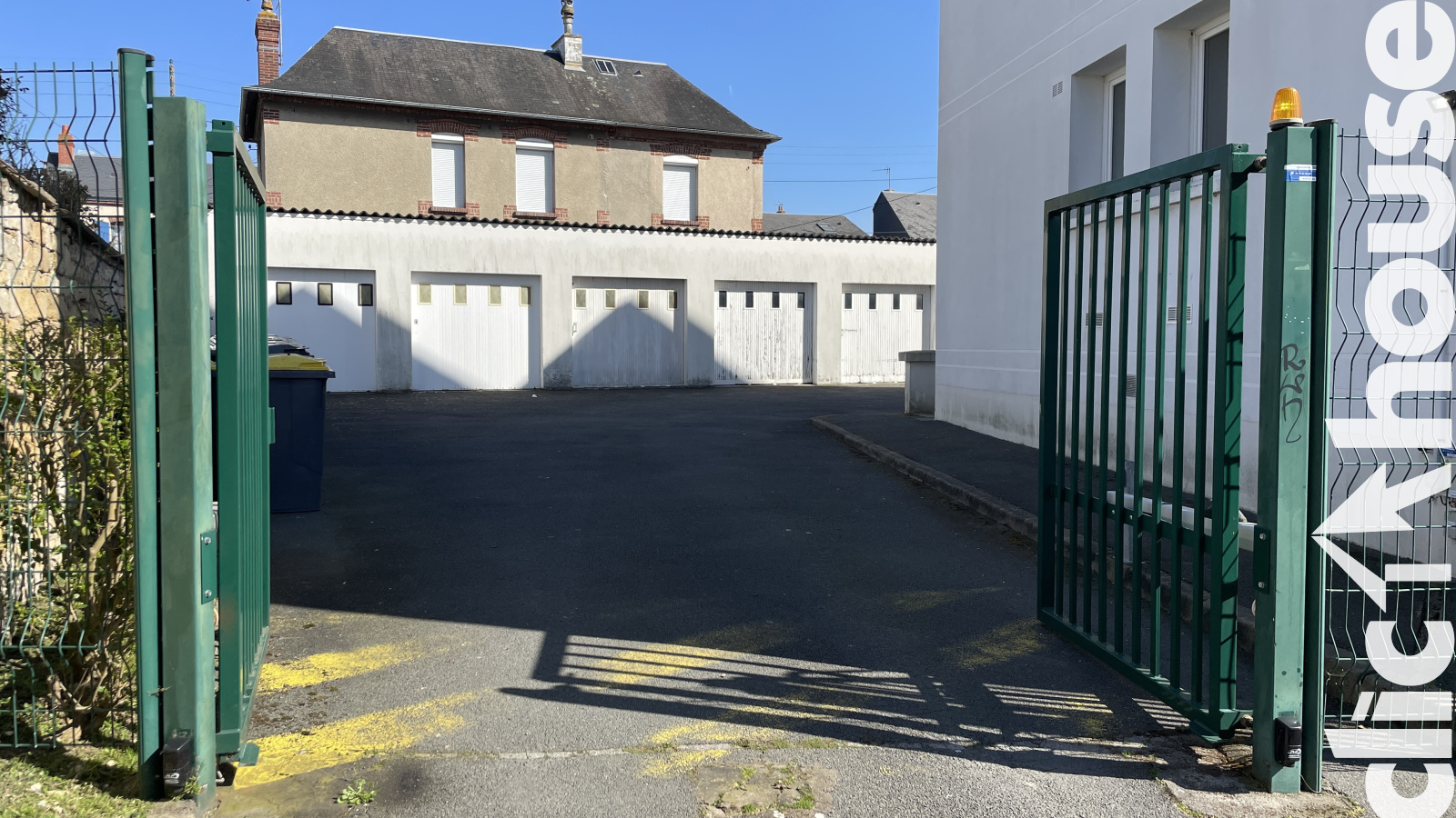 Image_, Garage, Caen, ref :6935