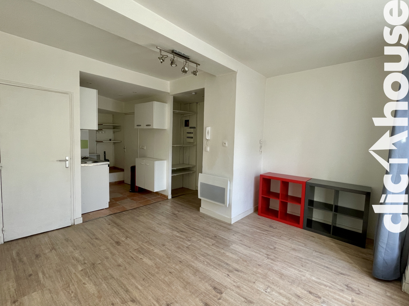 Image_, Studio, Caen, ref :6725