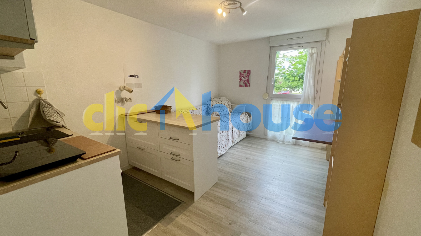 Image_, Studio, Caen, ref :6594